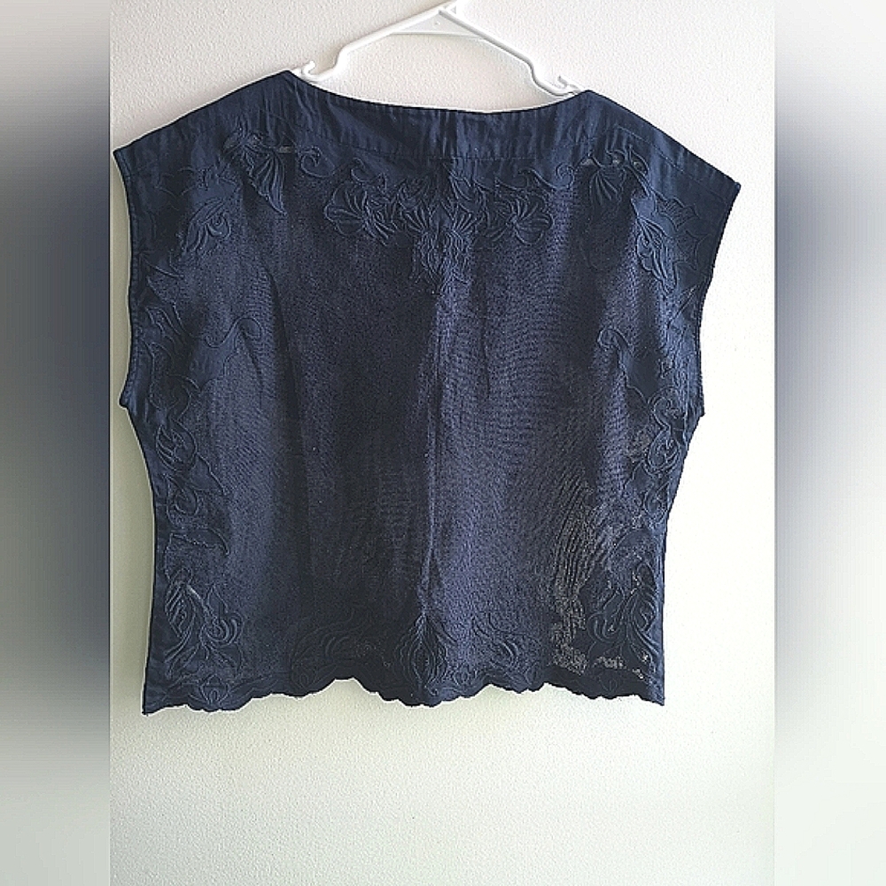 French Collection Top - Picture 6 of 9